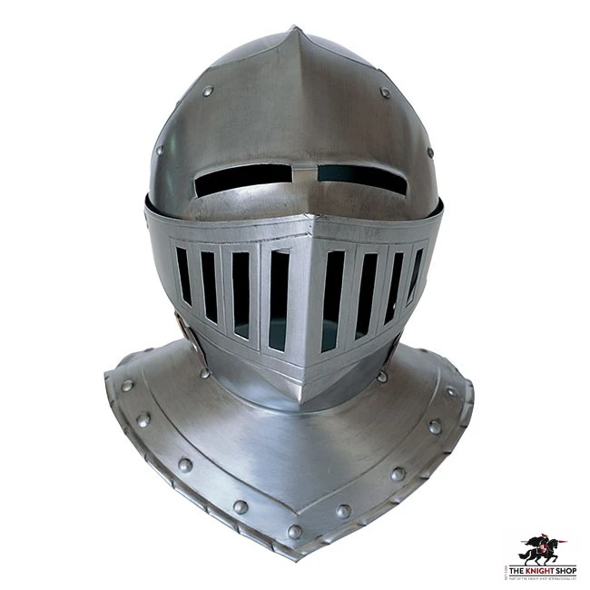 European Close Helm 1 European Close Helm