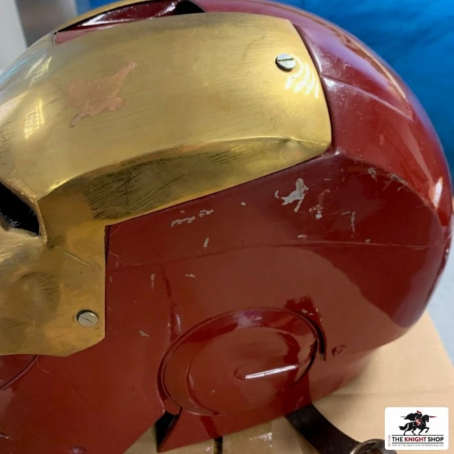 DAMAGED - Iron Avenger Helmet 4 DAMAGED - Iron Avenger Helmet - Image 4