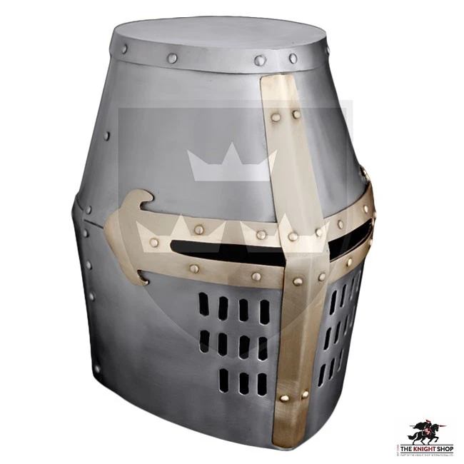 Crusader Great Helm - 16 Gauge - Brass 2 Crusader Great Helm - 16 Gauge - Brass - Image 2