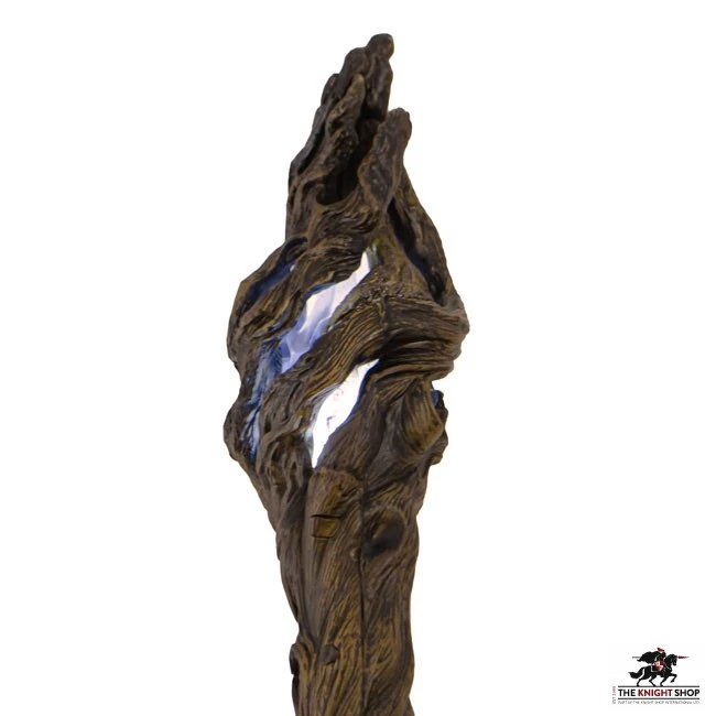 United Cutlery The Hobbit - Illuminated Staff Of Gandalf 3 United Cutlery The Hobbit - Illuminated Staff Of Gandalf - Image 3